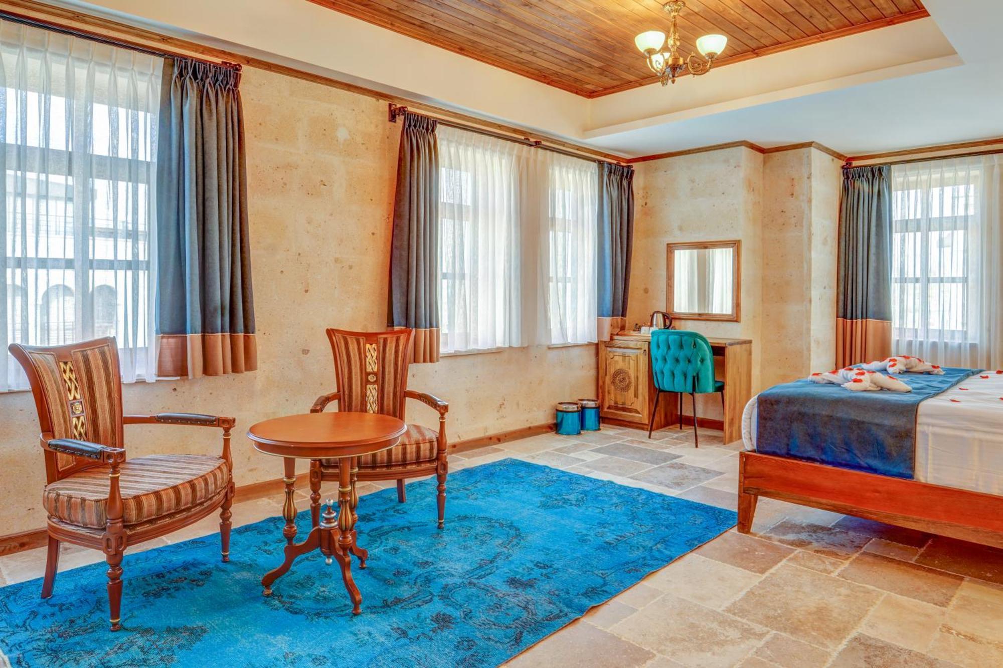 Unique Cappadocia Palace Göreme Exterior foto